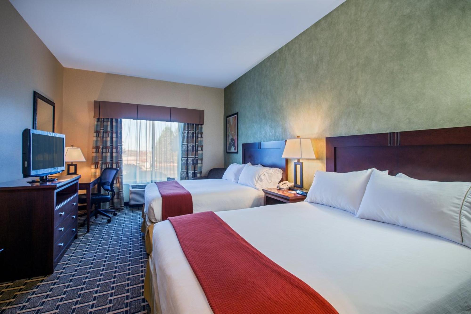 Holiday Inn Express Hotel & Suites Youngstown North-Warren/Niles By Ihg Bagian luar foto