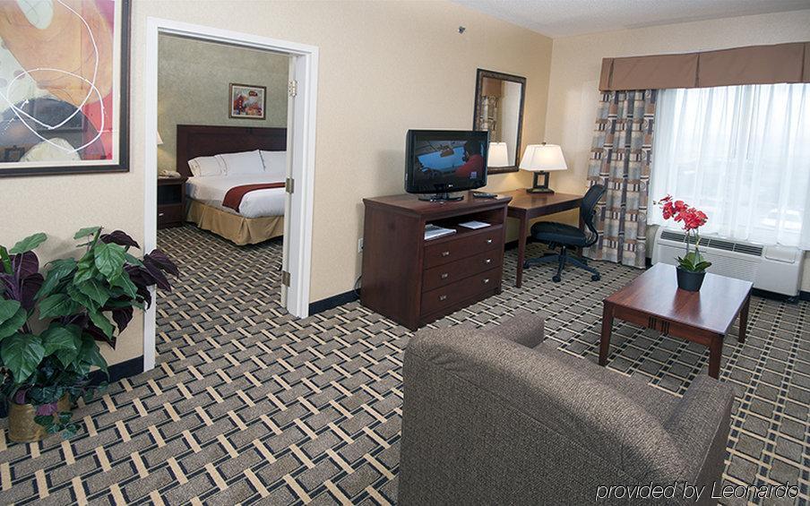 Holiday Inn Express Hotel & Suites Youngstown North-Warren/Niles By Ihg Ruang foto