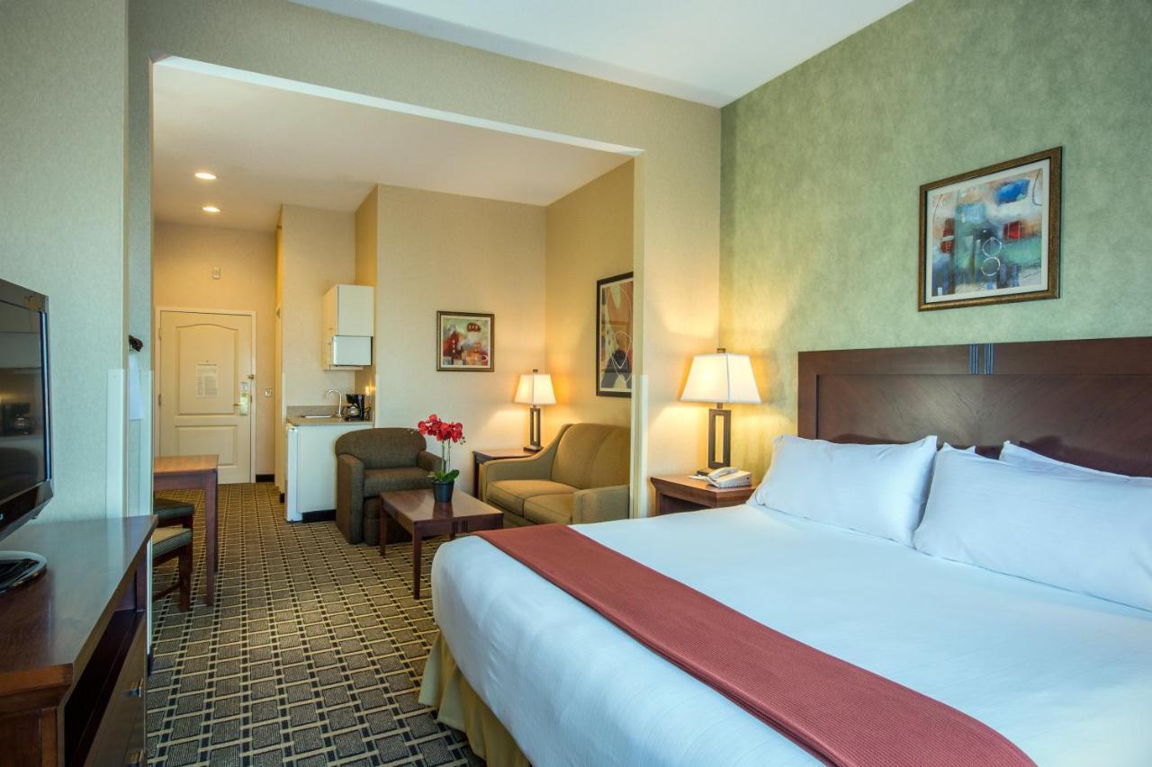 Holiday Inn Express Hotel & Suites Youngstown North-Warren/Niles By Ihg Bagian luar foto