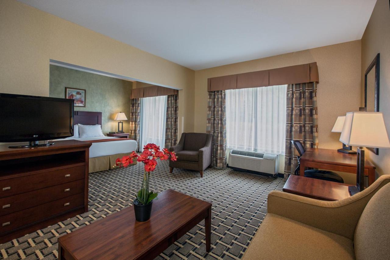 Holiday Inn Express Hotel & Suites Youngstown North-Warren/Niles By Ihg Bagian luar foto